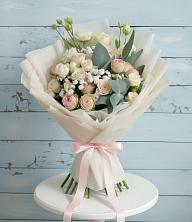 Букет цветов из:  Розы и Лизиантусы в Панахесе