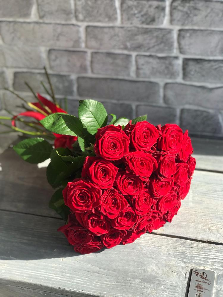 Букет Красные розы Фридом в Панахесе