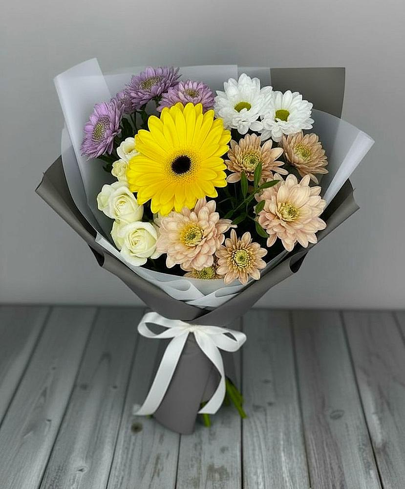 Букет цветов из: Розы, Герберы и Хризантемы в Панахесе