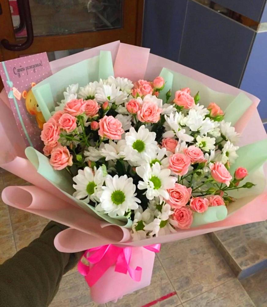 Букет цветов из: Розы и Хризантемы в Панахесе