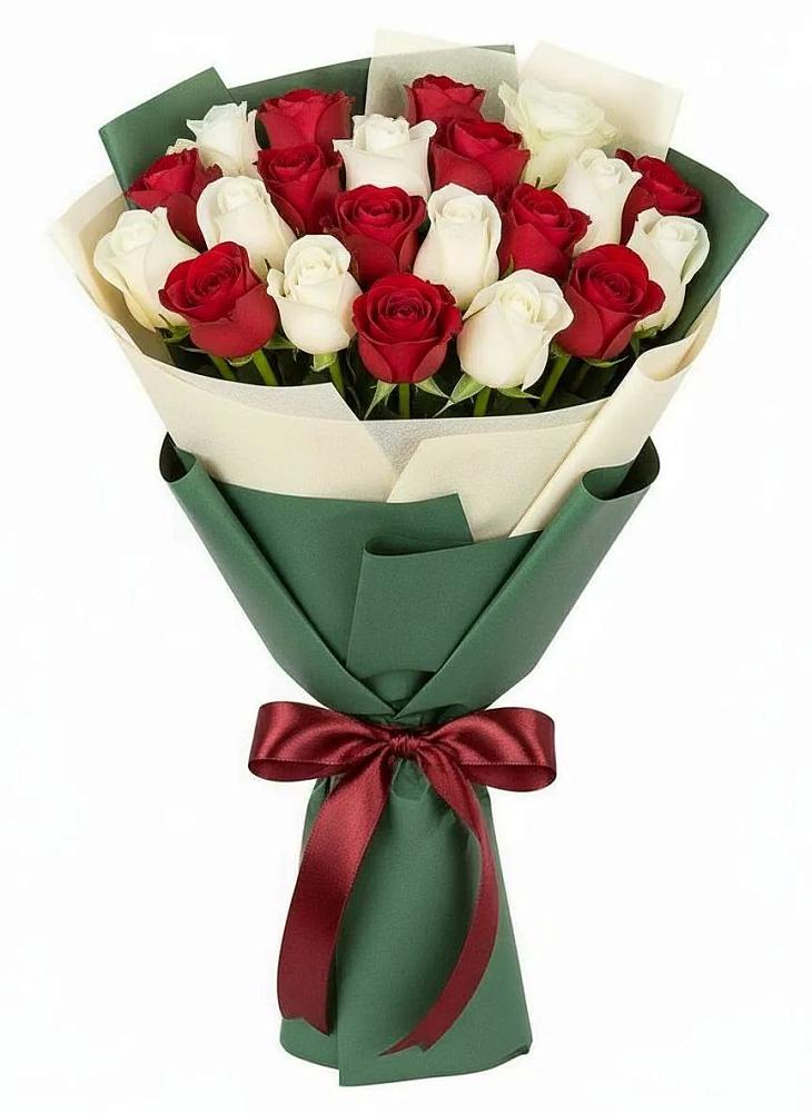 Букет Микс из красных и белых роз в Панахесе