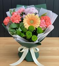 Букет цветов из:  Гвоздики, Розы, Герберы и Хризантемы в Панахесе