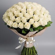 Букет 101 беля роза Белоснежка в Панахесе