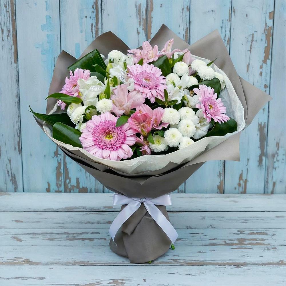 Букет цветов из: Герберы, Альстромерии и Хризантемы в Панахесе