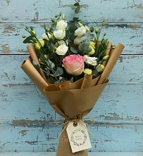 Букет цветов из:  Розы и Лизиантусы в Панахесе